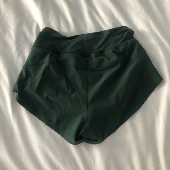 Outdoor voices athletic shorts - Picture 3 of 4